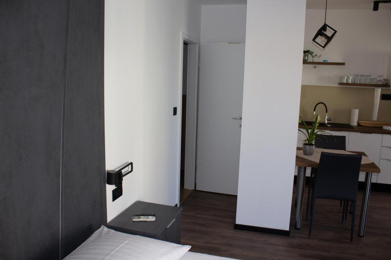Apartments Villa Jelena Vodice Eksteriør billede