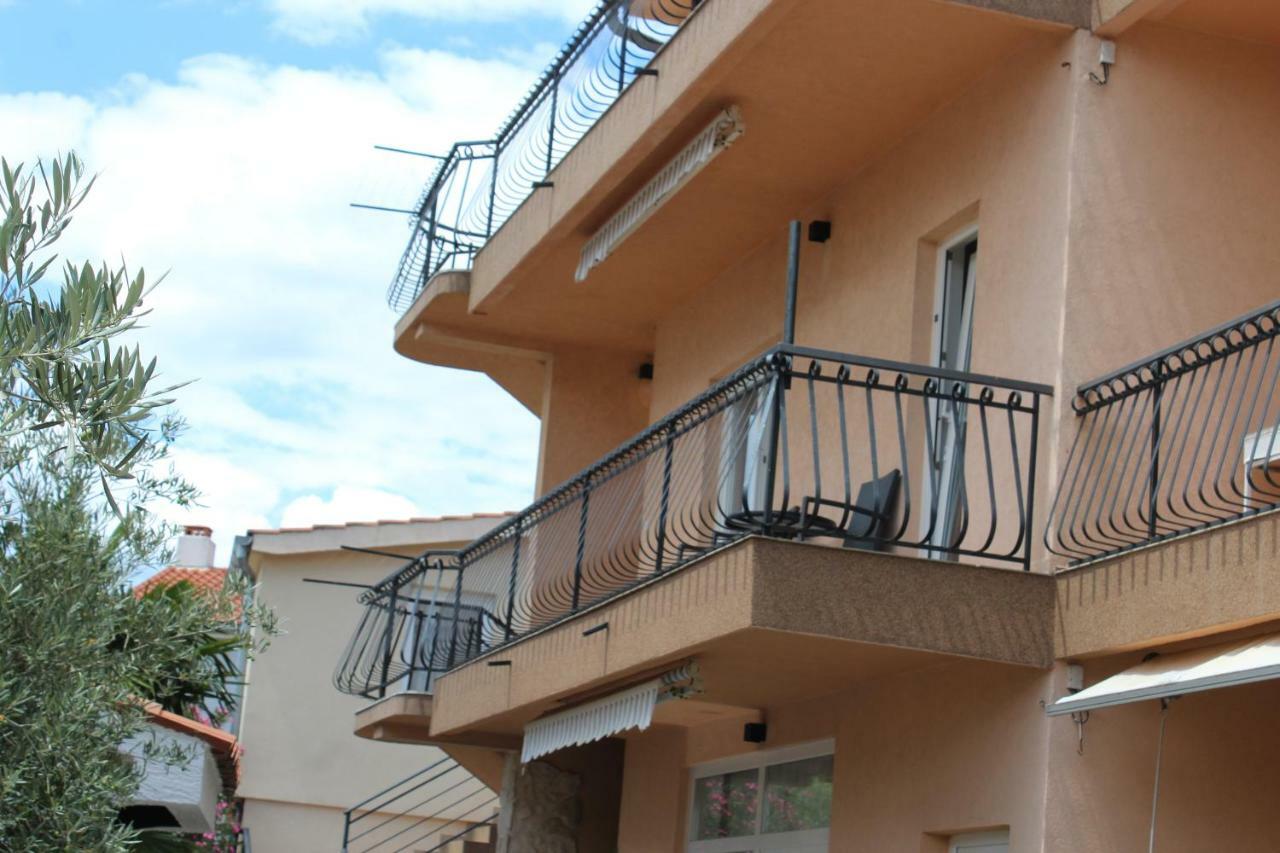 Apartments Villa Jelena Vodice Eksteriør billede
